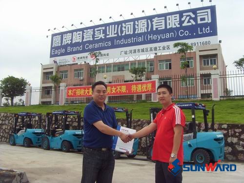 广东鹰牌陶瓷批量采购江南游戏智能叉车