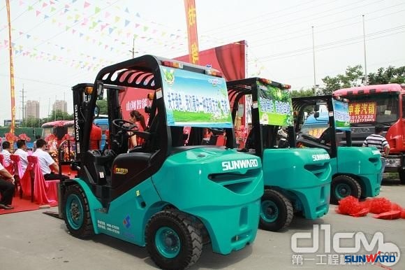 江南游戏智能工业车辆华东大区4S店上海开业