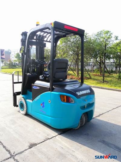 江南游戏智能“小精灵”实现批量生产
