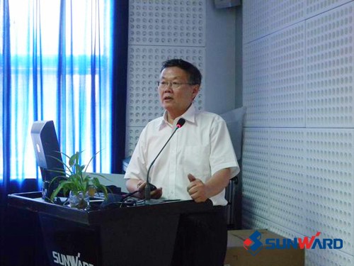 江南游戏智能叉车与广州天力叉车公司举行专题座谈会