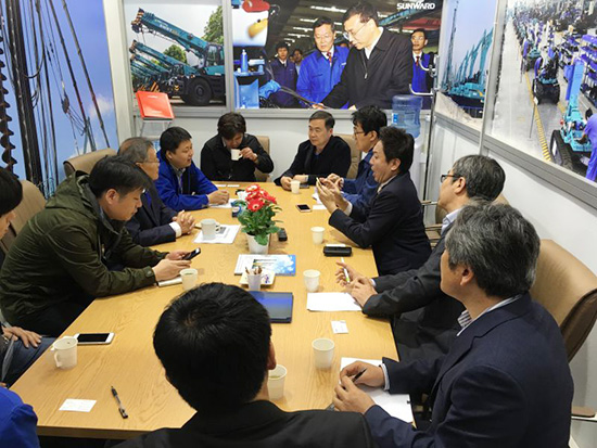 江南游戏智能高端市场展风采