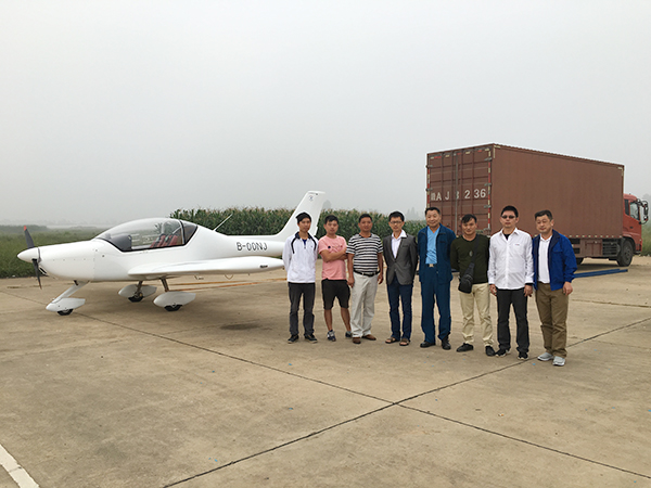 江南游戏SA60L-T高原版轻型运动飞机成功审定试飞