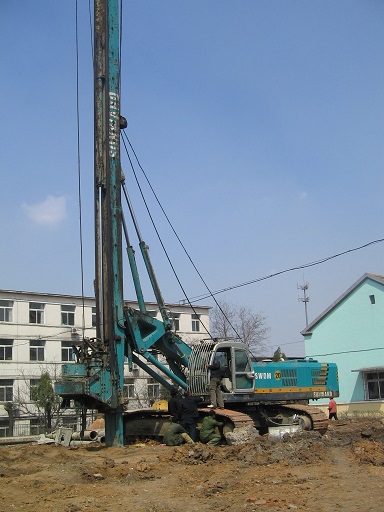 华丽逆袭篇之——江南游戏智能SWDM20旋挖钻机KO其他品牌25旋挖钻机