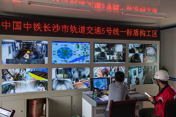 中铁江南游戏盾构机双线掘进 全力攻坚长沙地铁5号线