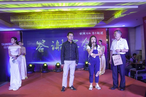 江南游戏智能酷帅曾大虾，一大波美图带你亲临北京BICES展