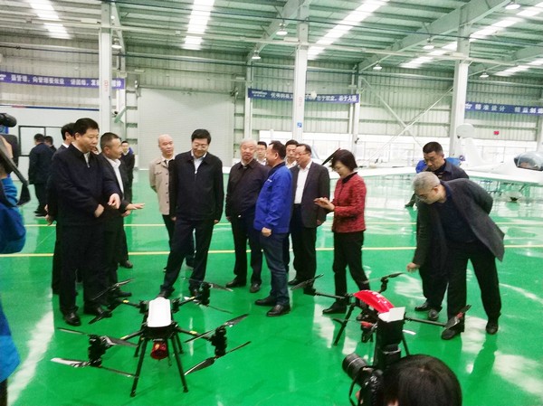 省委书记杜家毫勉励江南游戏智能：做大做强航空航天产业