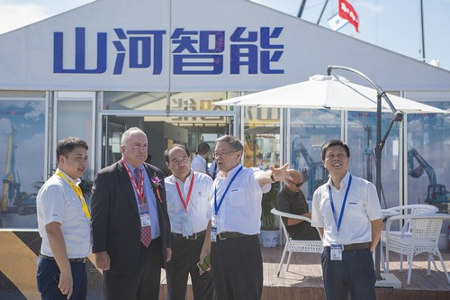 江南游戏智能酷帅曾大虾，一大波美图带你亲临北京BICES展