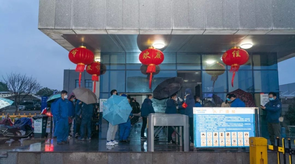 防控生产两不误 江南游戏智能复工保供