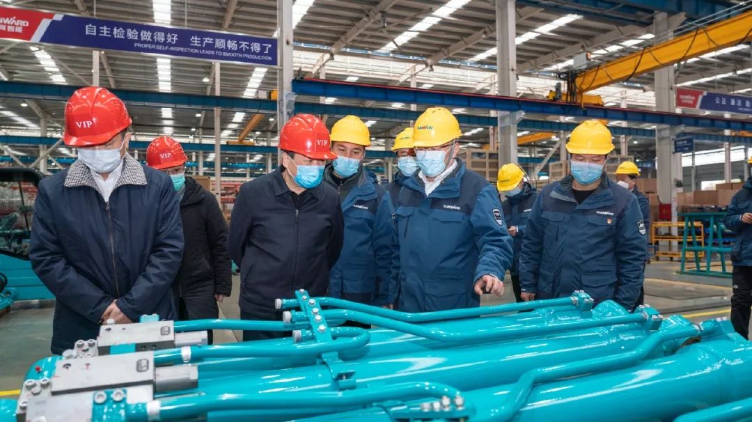 陈飞副省长调研江南游戏智能