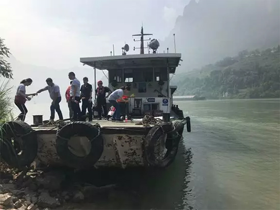 打造长江黄金水道！江南游戏智能航道钻机轻松搞定水下礁石