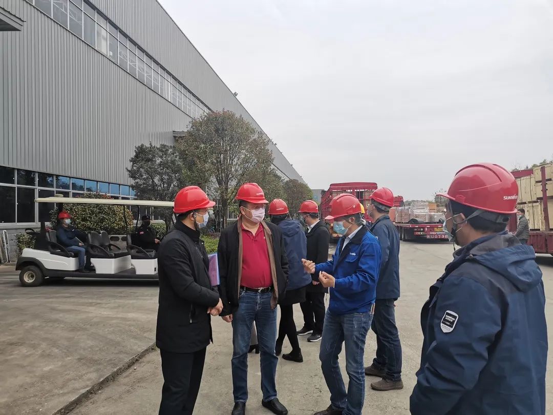 市工信局调研江南游戏智能国家先进集群竞赛项目