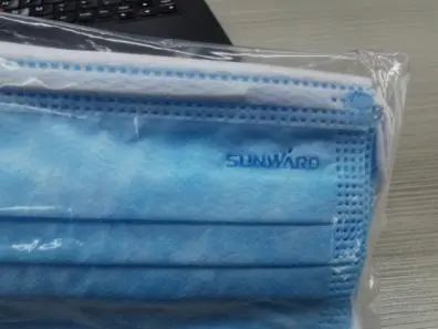 江南游戏智能首批2万个口罩援助海外