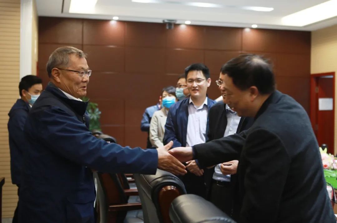宁夏工信厅副厅长张伟一行调研江南游戏智能