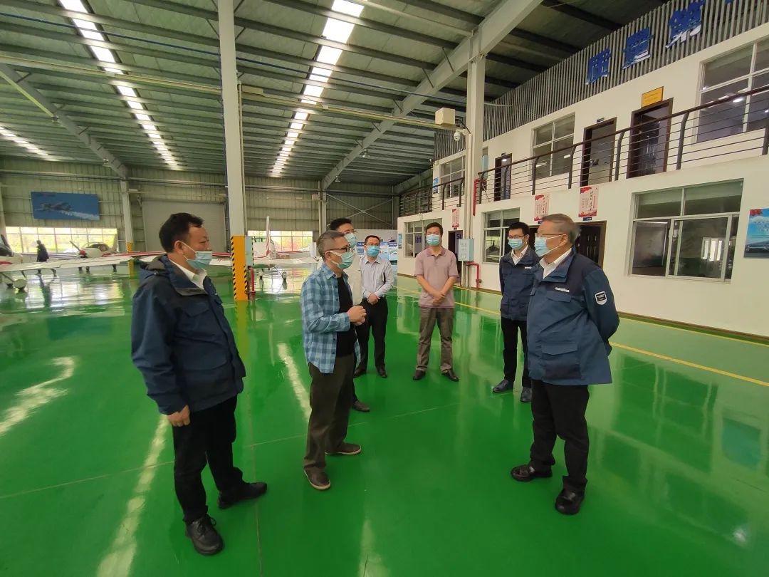 广州工控总经理张伟涛调研江南游戏航空