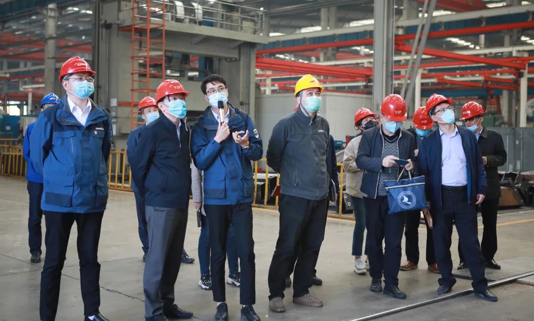 宁夏工信厅副厅长张伟一行调研江南游戏智能