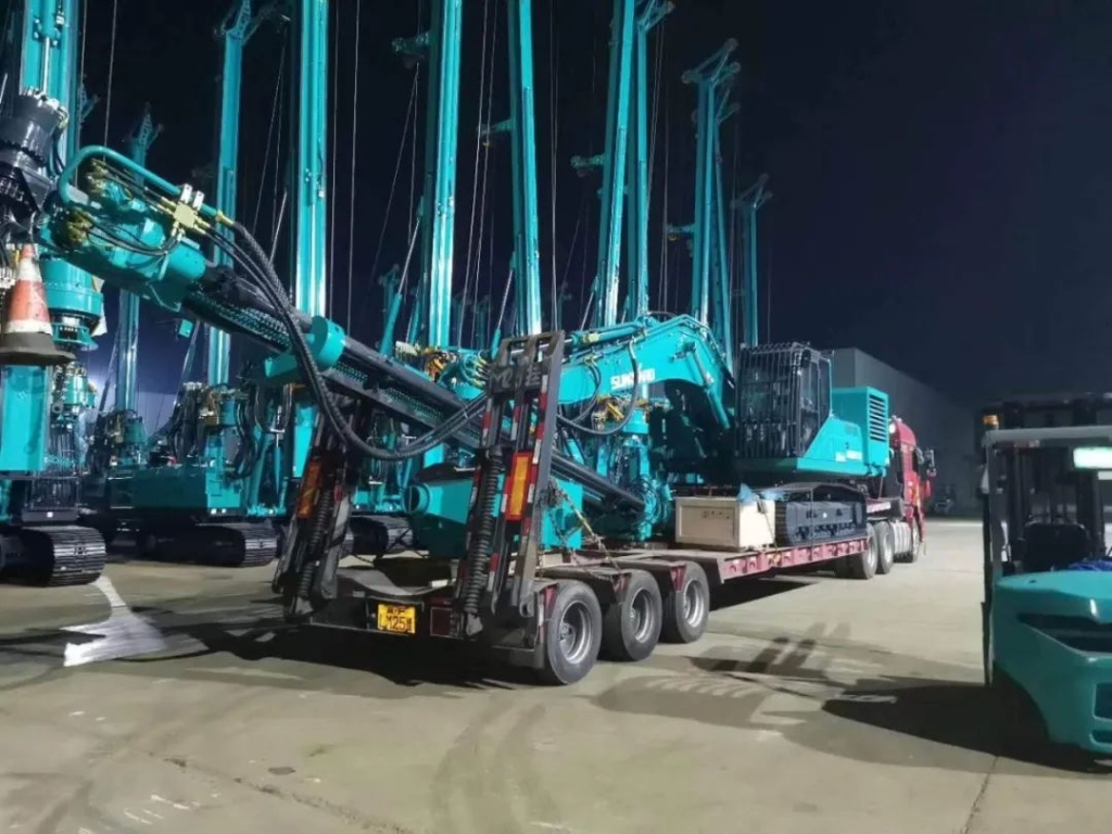 江南游戏钻机深圳闹市显身手