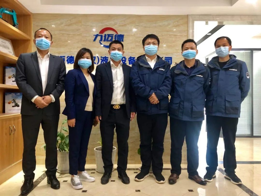 武汉加油！江南游戏智能武汉传关爱