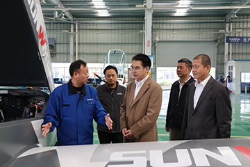 民航中南局副局长陈维调研江南游戏科技