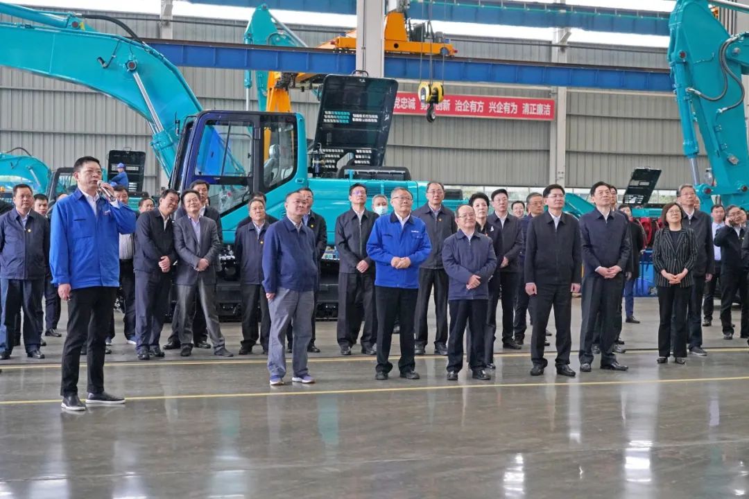广西党政代表团考察江南游戏智能