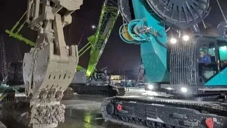 江南游戏智能液压抓斗津门初显功