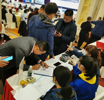 5千万! 江南游戏智能挖掘机订货会创新高