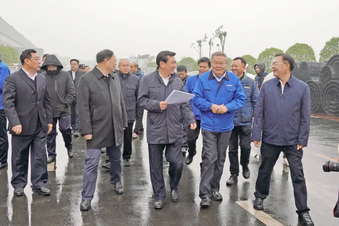 中国民航局局长冯正霖一行到江南游戏智能调研指导