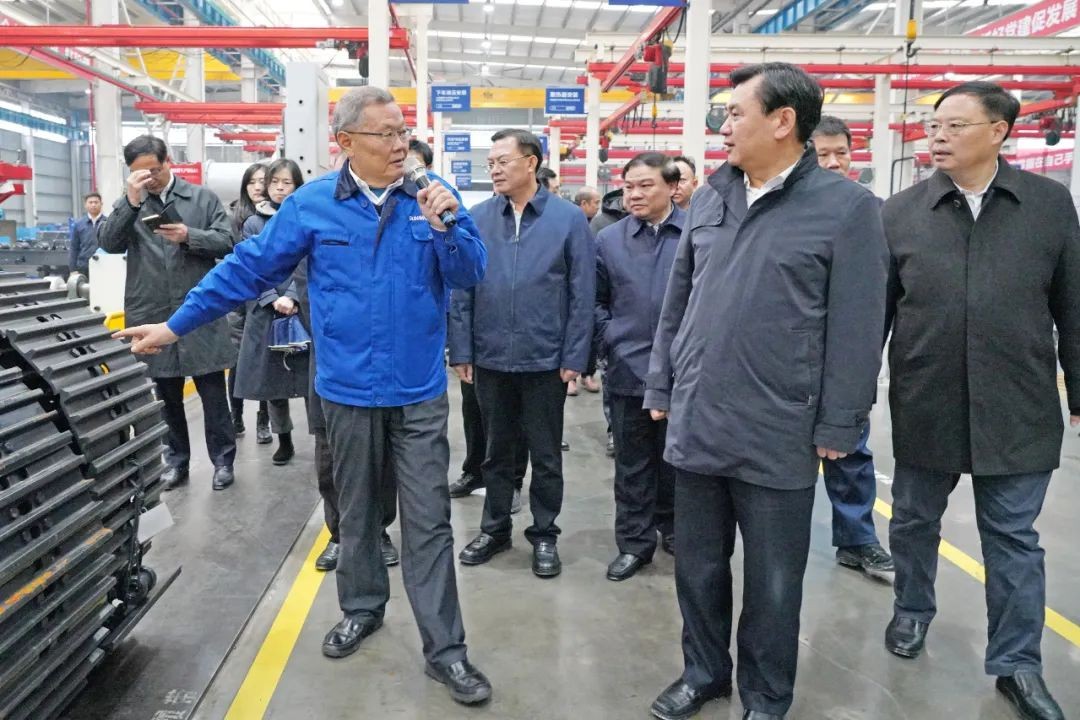 中国民航局局长冯正霖一行到江南游戏智能调研指导