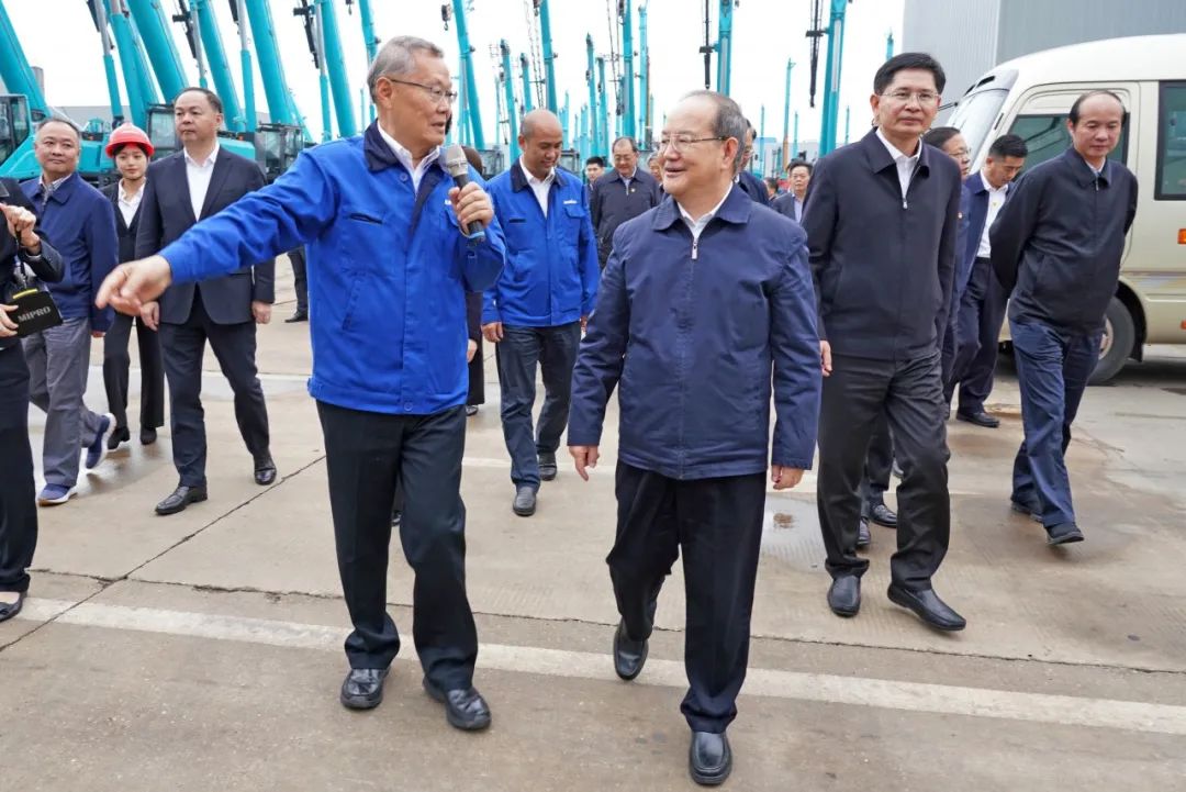 广西党政代表团考察江南游戏智能