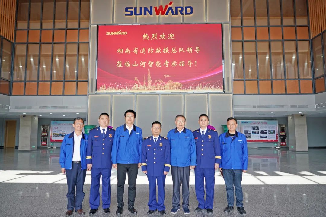 考察无人化装备 高宁宇到访江南游戏智能
