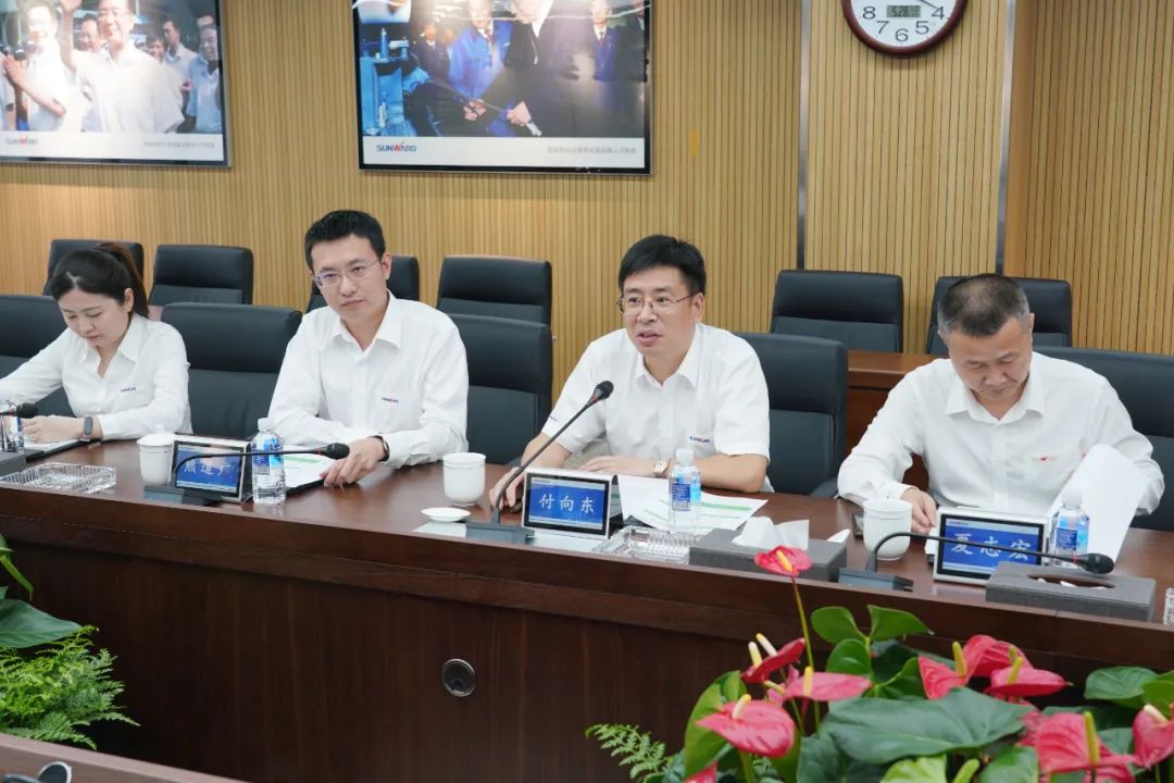 中国银行副行长林景臻考察江南游戏智能