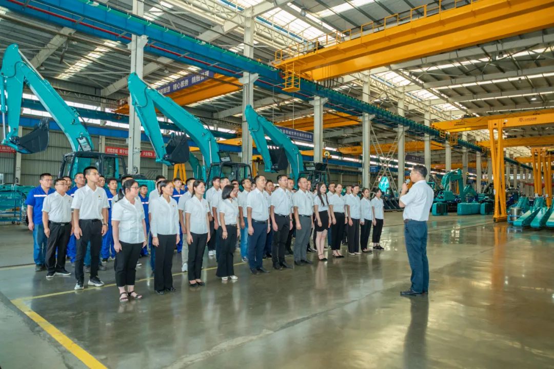 接续奋斗再出发——江南游戏智能党委举行新党员入党宣誓和老党员重温入党誓词活动