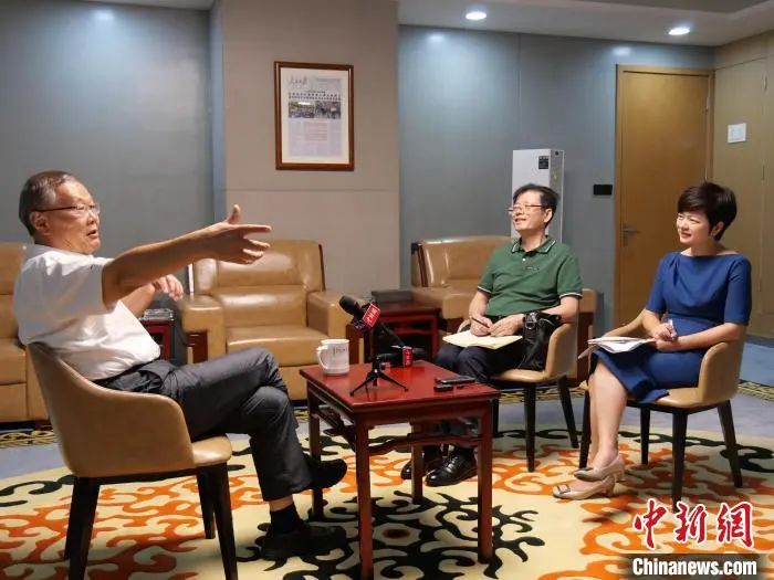 媒体聚焦 | 中新社专访——江南游戏智能创始人何清华：向着太阳奔跑的筑梦人