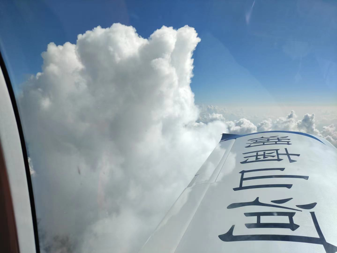 4小时，720公里，江南游戏阿若拉飞到珠海在第13届中国航展等你