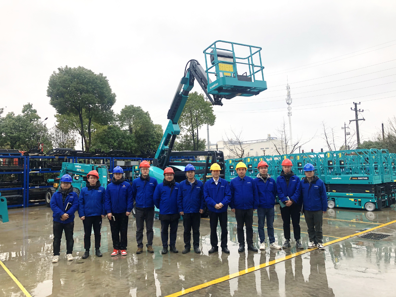 勇闯蓝海！江南游戏智能两款臂式高空作业平台正式“出道”