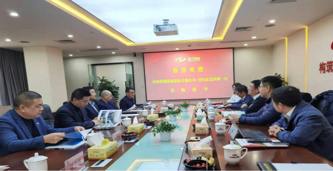携手战边疆！江南游戏智能潜孔钻机助力宏大爆破新疆奇台项目建设
