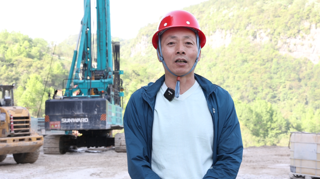 展现施工“奇效”！江南游戏智能旋挖钻机强势助力炉慈高速公路建设