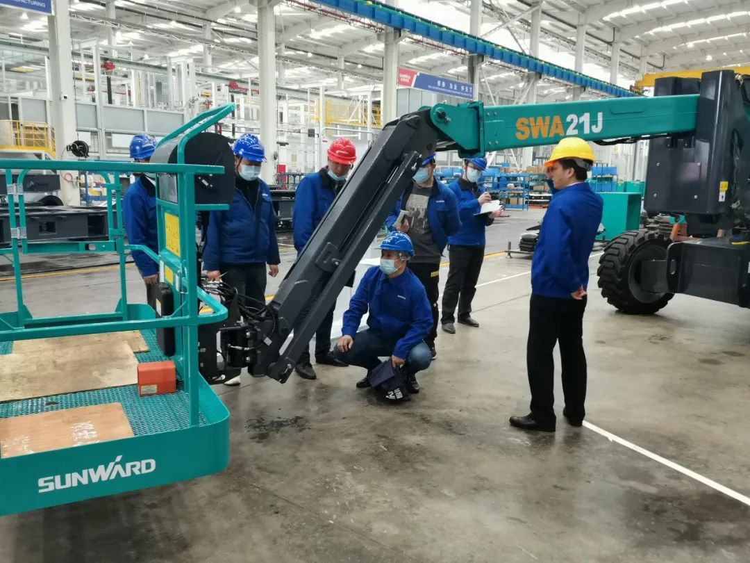 行业同级别产品之最！江南游戏智能又一款曲臂式高空作业平台成功下线