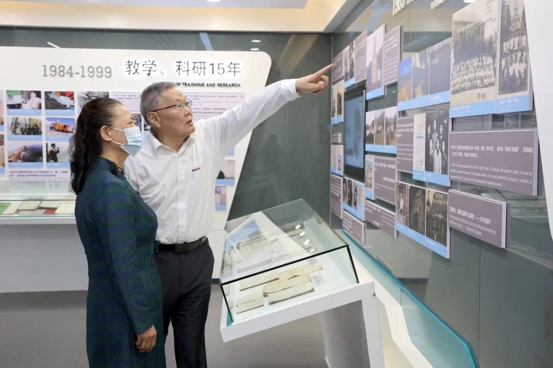 深化产学研合作！中南大学校长、中国工程院院士田红旗率团拜访江南游戏智能