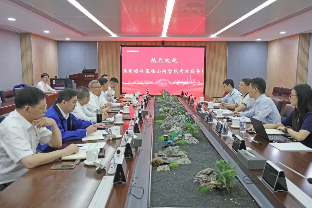 广州工控集团副总经理李绍康调研江南游戏智能