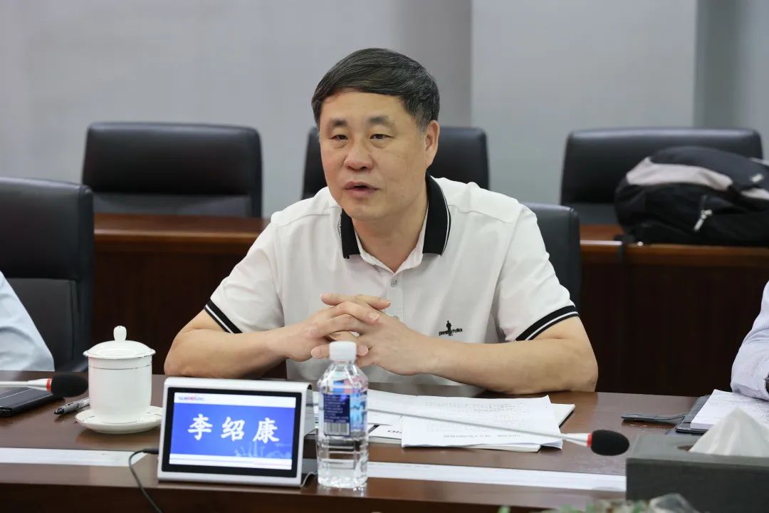 广州工控集团副总经理李绍康调研江南游戏智能