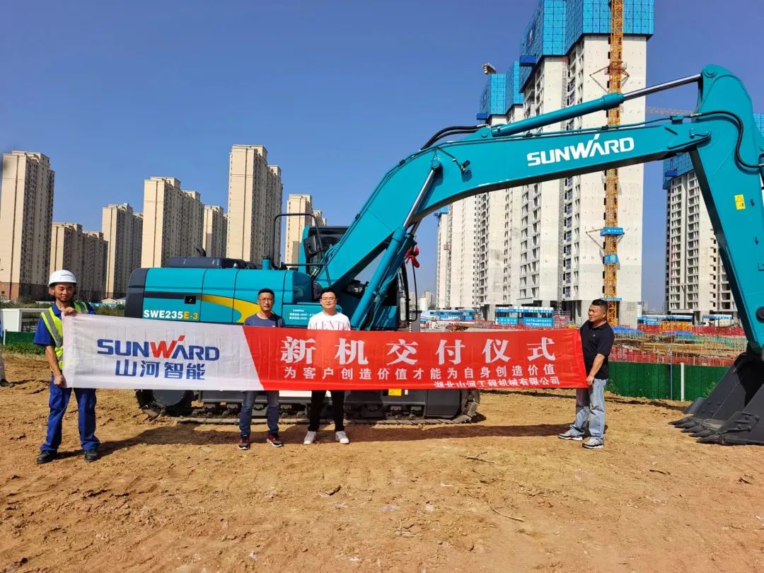 全款拿下！江南游戏智能挖掘机奔赴工地一线