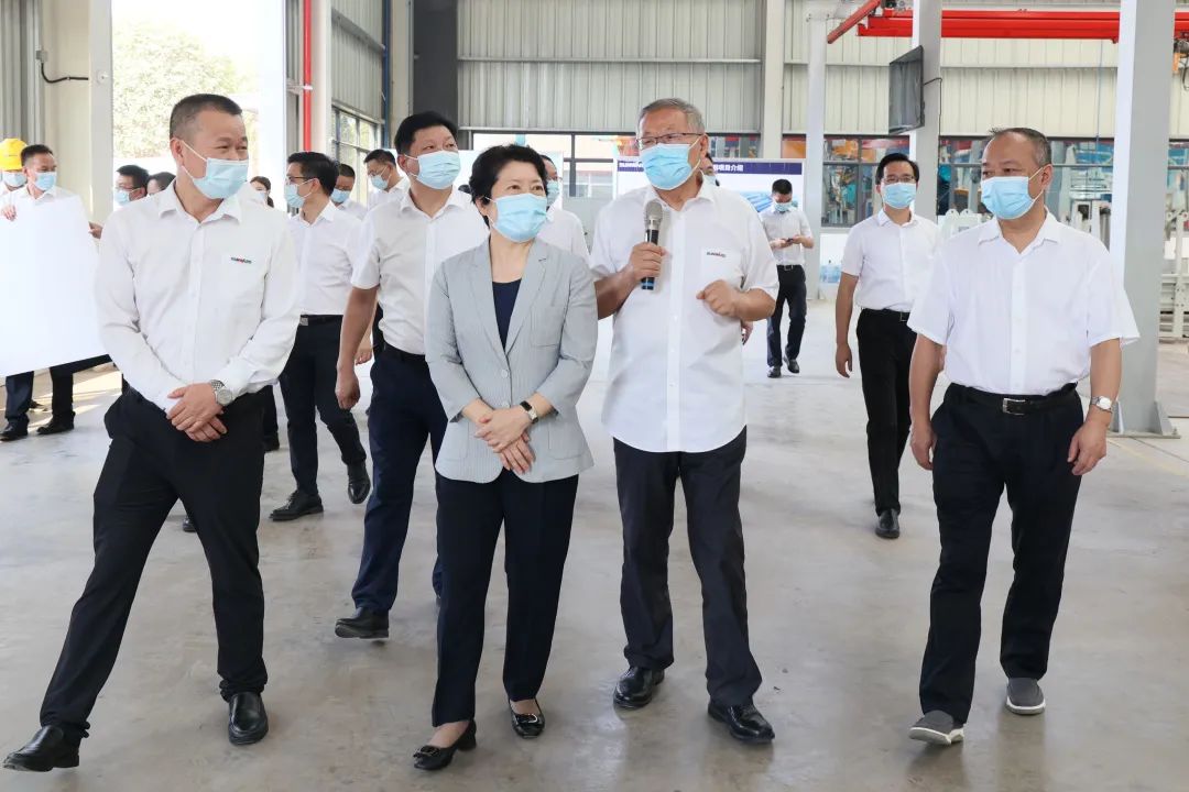 吴桂英调研江南游戏智能