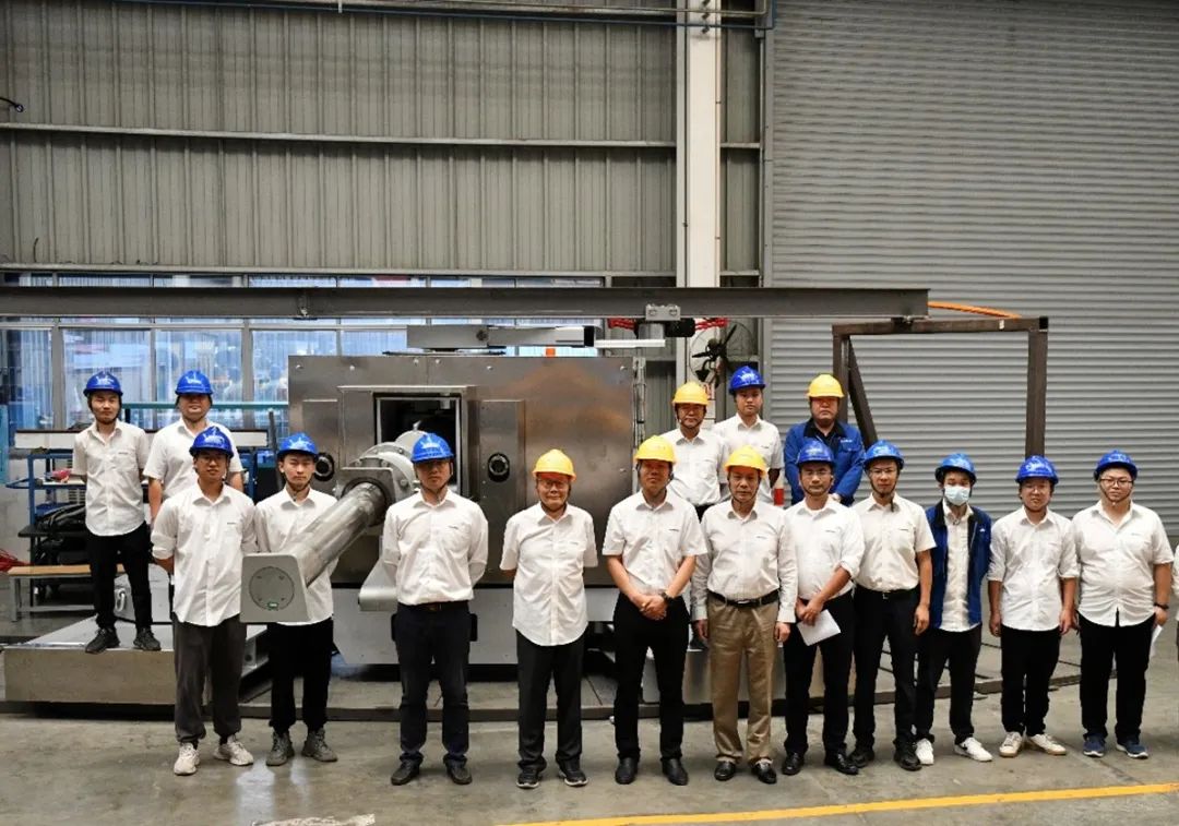 “王炸”！江南游戏特装全自动捣炉车成功下线