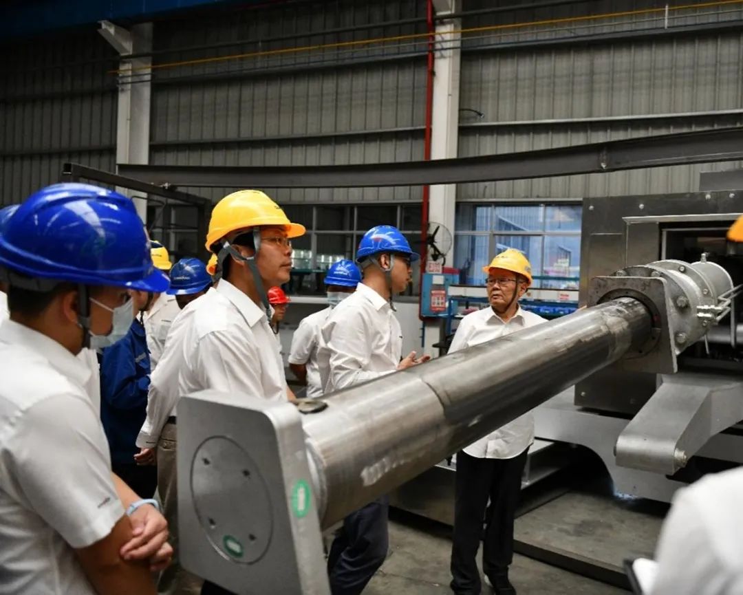 “王炸”！江南游戏特装全自动捣炉车成功下线
