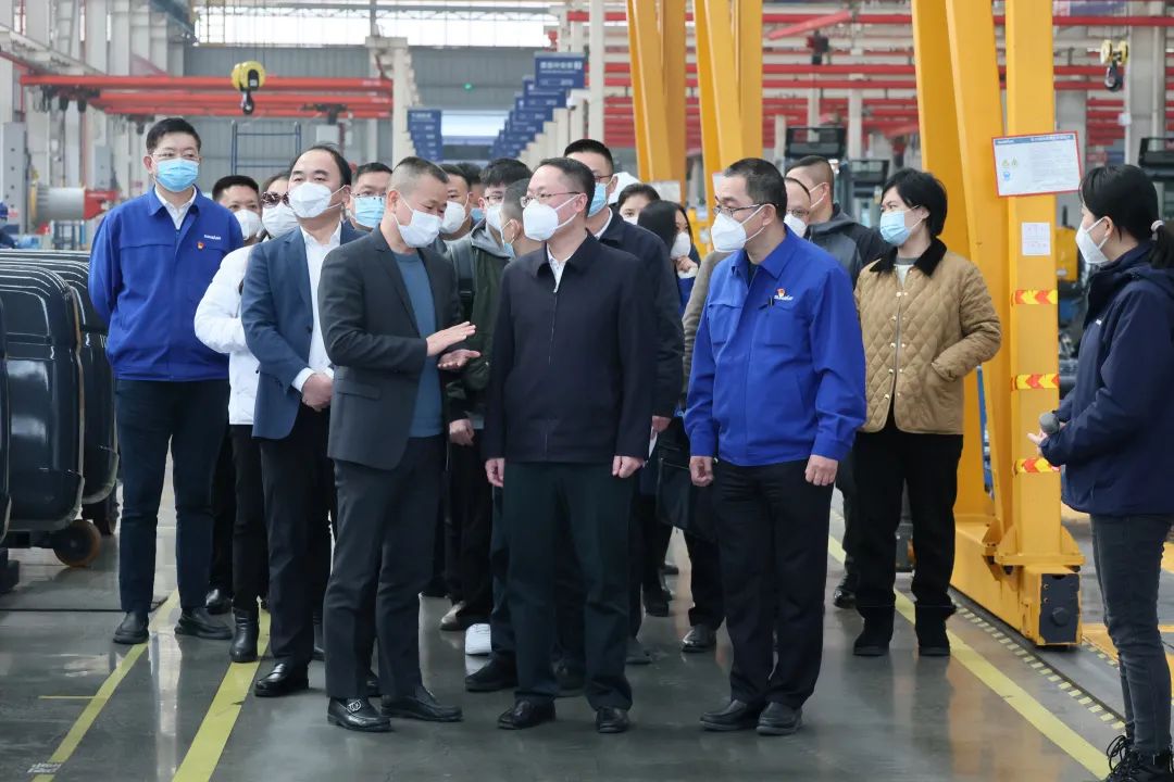 彭涛副市长督导江南游戏智能安全生产工作、开展新春慰问