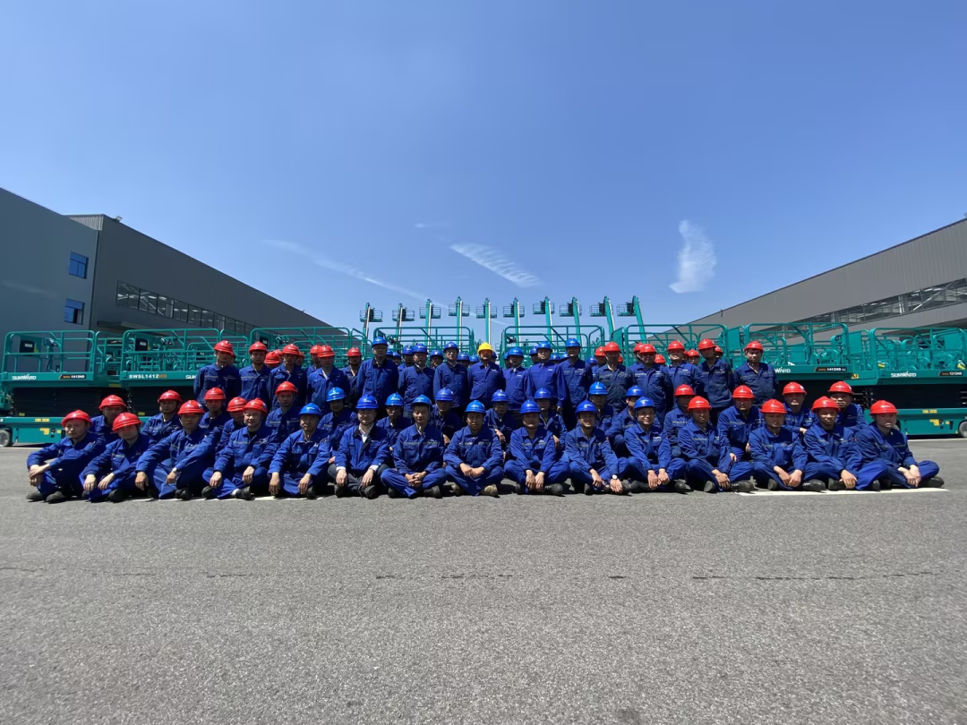 长沙市召开庆祝“五一”国际劳动节大会，江南游戏智能1个人1集体获表彰！