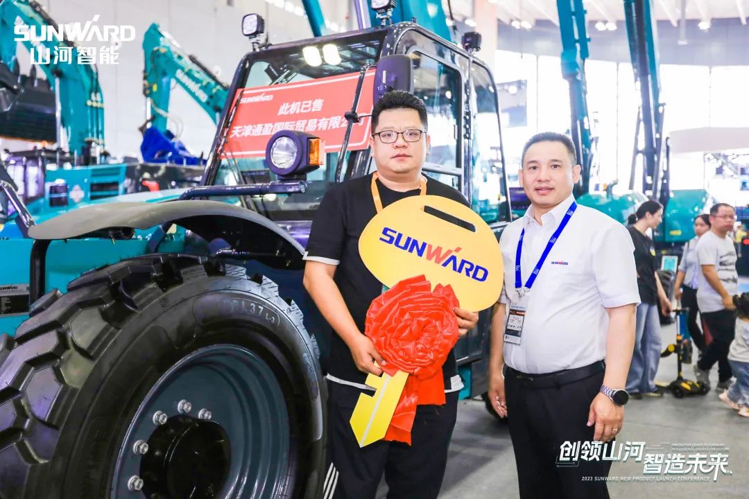 聚焦电动化、智能化！江南游戏智能全系列高空机械产品亮相长沙展