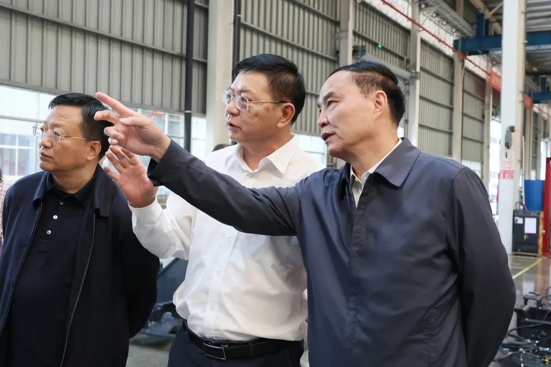 李文荣调研江南游戏智能