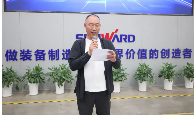 助力“双碳”、绿动未来！江南游戏智能增程式电动旋挖钻机、液压混合动力旋挖钻机齐交付