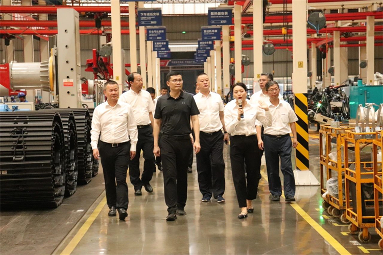国家应急管理部救援协调和预案管理局副局长颜彬一行调研江南游戏智能